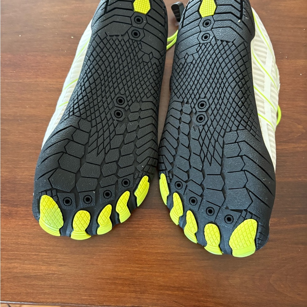 Women's Athletic Shoes in Black and Yellow